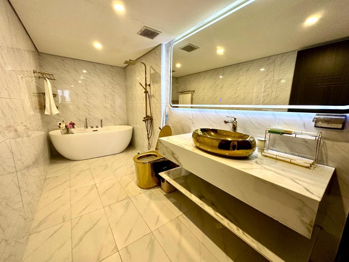 Queen Penhouse Duplex Hanoi Exterior foto