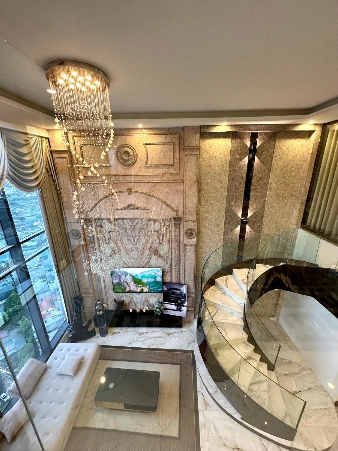 Queen Penhouse Duplex Hanoi Exterior foto